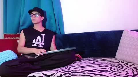 Couple hotFD online show from 04-19-26, 04:23