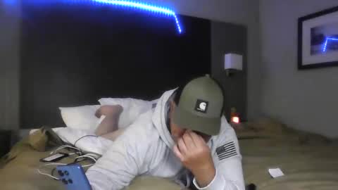 Snapshot of couple_pleaser1 chatting on 09-26-25, 11:42 Ieathairytacos online show from 09-26-25, 11:42