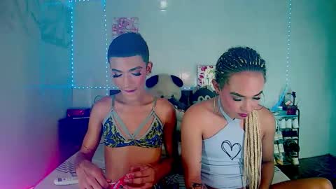 ALEXA  KIM online show from 10-23-25, 08:51