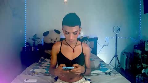 ALEXA  KIM online show from 12-04-25, 12:20