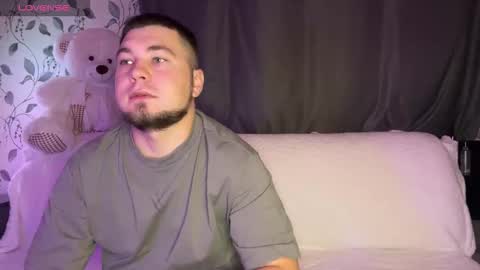 Emily  Ryan online show from 10-20-25, 08:42