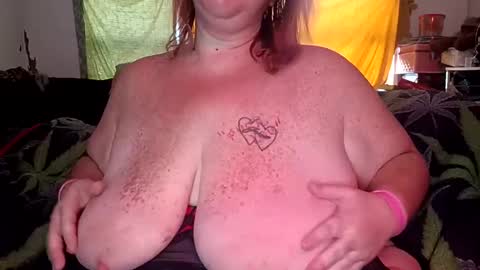 courdles online show from 02-11-25, 07:05