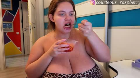 Rose Roys my  online show from 11-19-25, 01:11