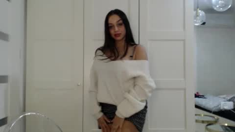 Courtney online show from 10-28-25, 04:09