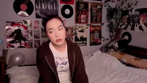 Yuna online show from 02-22-26, 08:07