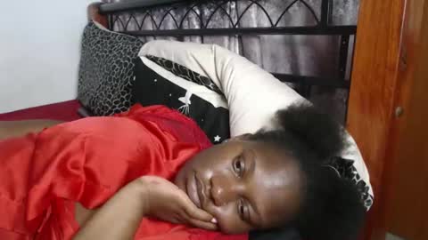 Erykah online show from 11-05-25, 02:50