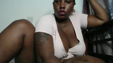 Erykah online show from 07-08-26, 09:47