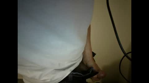 Snapshot of crafty333 chatting on 06-25-26, 10:03 crafty333 online show from 06-25-26, 10:03