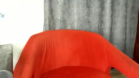 Snapshot of crave_meslowly chatting on 01-11-26, 05:40 Taliee online show from 01-11-26, 05:40