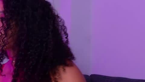 Laura  online show from 12-01-25, 10:04