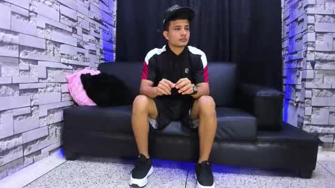 Crazy Sex Cult- Girl Thayler Age 18-  Boy Louis Age 20 online show from 02-03-26, 01:05