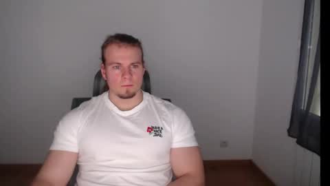 crazyangel8 online show from 12-12-24, 02:33