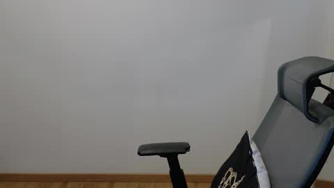 crazyangel8 online show from 01-11-25, 02:30