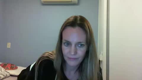 Anny online show from 09-27-25, 12:15
