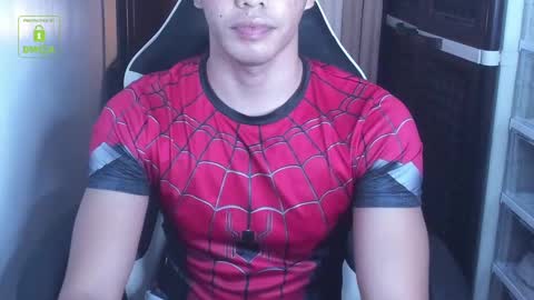 Snapshot of crazyasiancum chatting on 02-09-25, 01:35 Zion online show from 02-09-25, 01:35