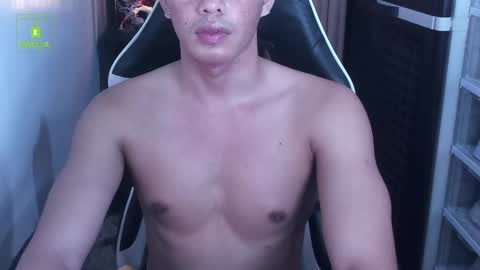 Snapshot of crazyasiancum chatting on 02-16-25, 02:43 Zion online show from 02-16-25, 02:43