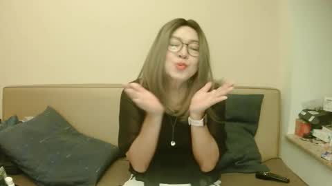 Snapshot of crazychika chatting on 10-03-25, 06:05 Kelly   online show from 10-03-25, 06:05