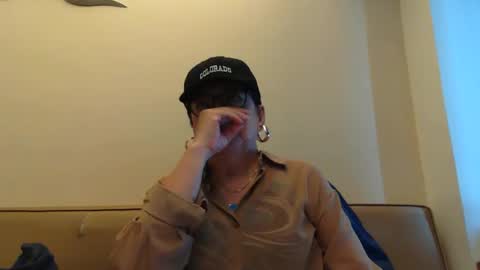 Snapshot of crazychika chatting on 04-28-26, 09:03 Kelly online show from 04-28-26, 09:03