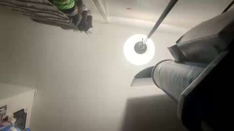 crazydill28 online show from 09-12-25, 04:07