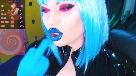 Roxy online show from 11-28-25, 02:42