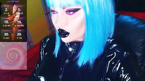 Roxy online show from 05-07-26, 03:17