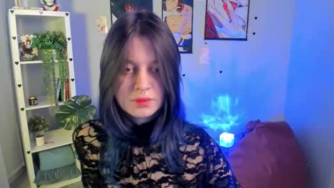 Alice online show from 02-25-26, 02:59