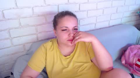 Crazyy Girl  online show from 02-05-26, 06:12