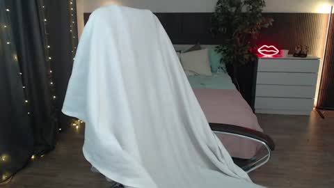 Snapshot of crazyy_girl_ chatting on 07-08-26, 01:54 Crazyy Girl online show from 07-08-26, 01:54