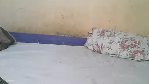 Snapshot of crazzyfucck chatting on 10-13-25, 06:52 Samuel online show from 10-13-25, 06:52