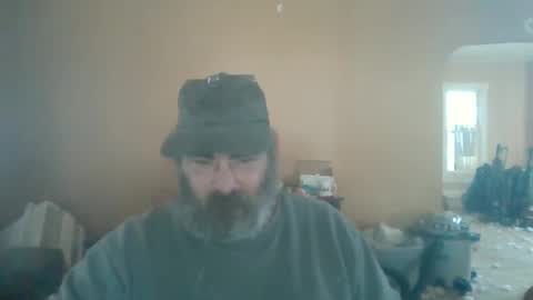 Snapshot of cre9876 chatting on 01-16-25, 08:25 alway horny online show from 01-16-25, 08:25