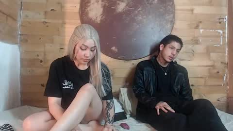  CAMILA Y SEBASTIAN online show from 01-30-25, 09:57