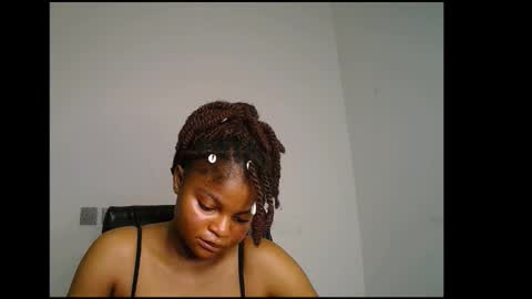 Snapshot of creamy_juicypussy chatting on 03-08-25, 05:11 Lady jasmine online show from 03-08-25, 05:11