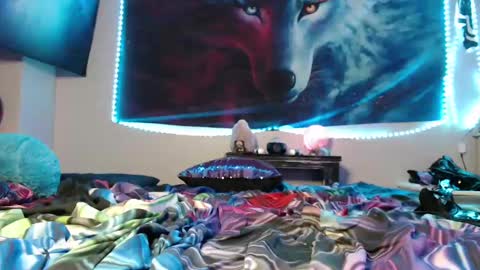 Snapshot of creamy_lust chatting on 01-12-25, 05:03 Sylvia online show from 01-12-25, 05:03