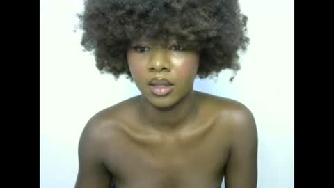 queen online show from 01-25-25, 01:52