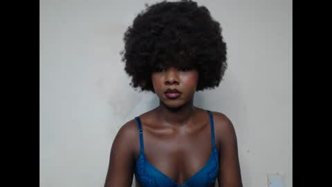 queen online show from 03-05-25, 08:42