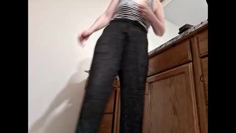 creamydilf11 online show from 11-19-25, 06:57