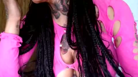 CreamyExotica online show from 01-10-25, 05:13