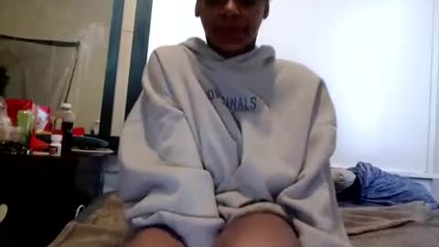 CreamyExotica online show from 02-21-25, 01:55