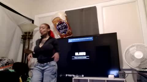 CreamyExotica online show from 02-24-25, 04:16