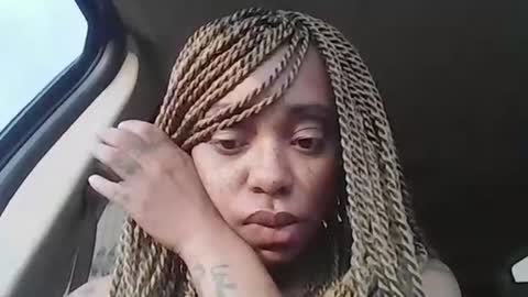 CreamyExotica online show from 10-16-25, 01:23