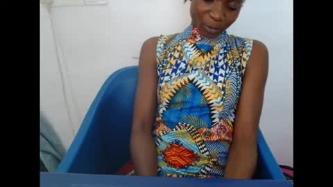 creamyxsugar online show from 10-15-25, 11:10