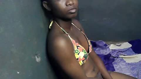 Snapshot of creamyxsugar chatting on 03-23-26, 01:31 creamyxsugar online show from 03-23-26, 01:31