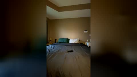 Creeksidecouple online show from 06-25-26, 12:09