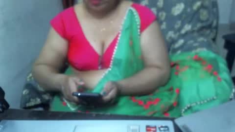 Snapshot of crezybhabihot chatting on 02-04-25, 10:55 Sonika69 online show from 02-04-25, 10:55
