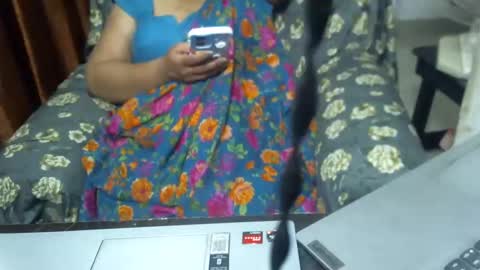 Snapshot of crezybhabihot chatting on 02-07-25, 11:45 Sonika69 online show from 02-07-25, 11:45