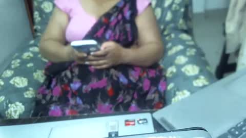 Snapshot of crezybhabihot chatting on 02-19-25, 09:58 Sonika69 online show from 02-19-25, 09:58