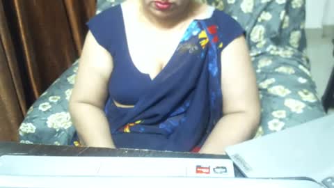 Snapshot of crezybhabihot chatting on 02-24-25, 03:55 Sonika69 online show from 02-24-25, 03:55