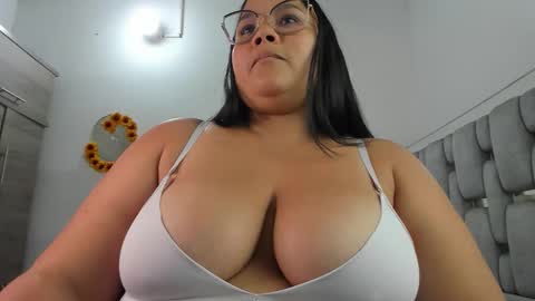 criistal_0 online show from 06-05-26, 01:45