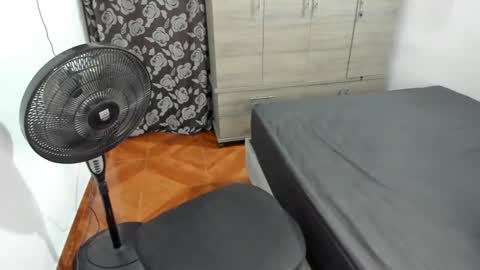 criistal_0 online show from 07-23-26, 01:58