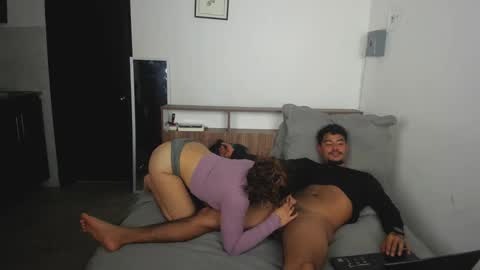 Crimson heart online show from 01-31-25, 01:33